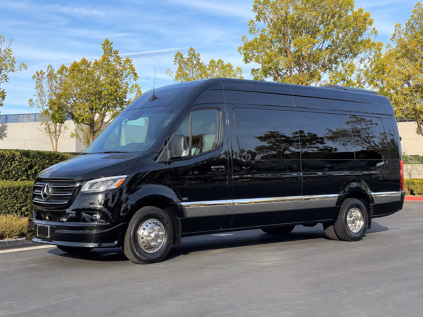 costa mesa arrange transportation for your private event in costa mesa